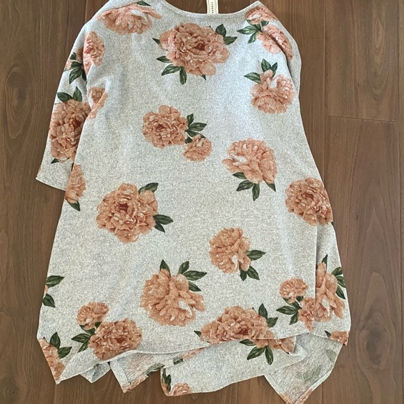 Open front Floral Kimono size XL by emerald - Picture 2 of 6